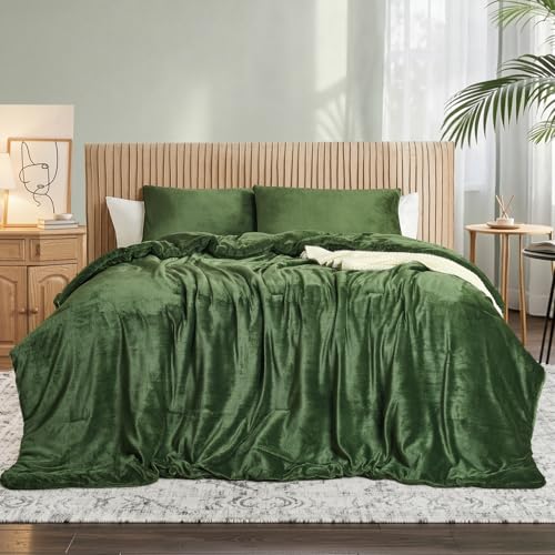 Forest Green Velvet Comforter Set – ultra mekana prošivena trodijelna posteljina